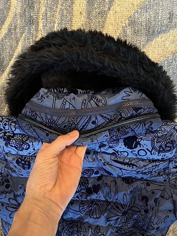 Vestes & Manteaux: Desigual Mädchen 152 Mantel warm – D'occasion à St. Gallen par steppenpferdchen 2