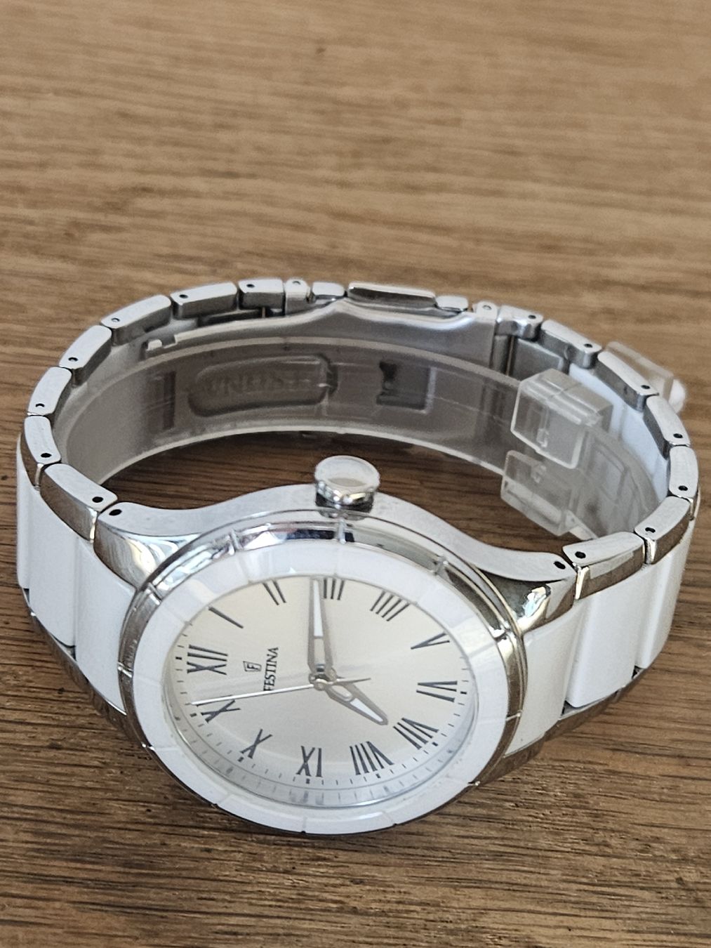 Festina Montres: Festina Damenuhr 38mm – D'occasion à Flamatt par pie_f9zm 5