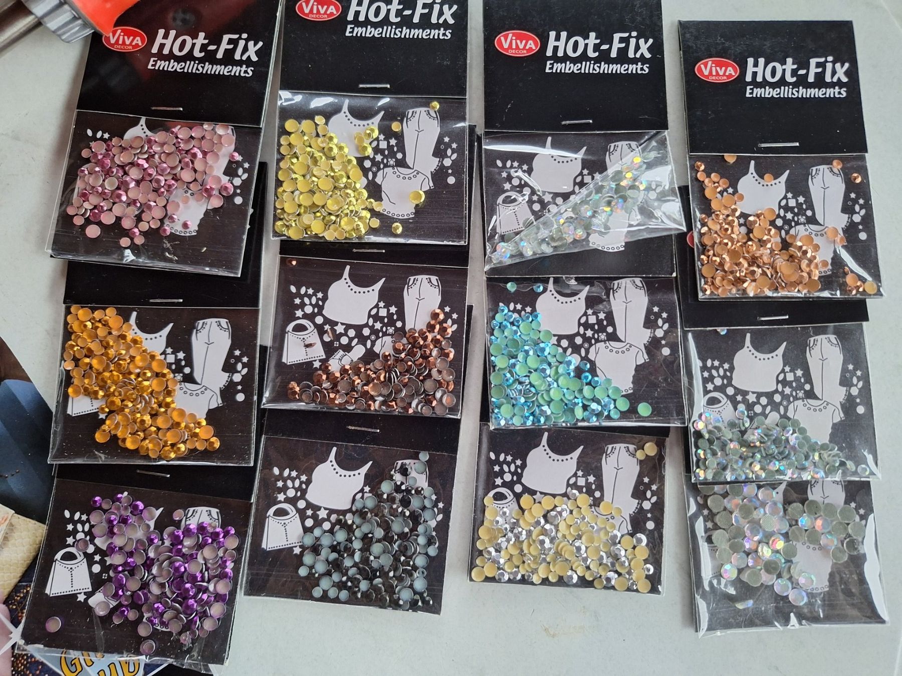 Kit bricolage: BASTELN - STRASS VAKUUM APPLIKATOR – Nuovo (secondo la descrizione) da Huttwil venduto da Kunterbuntli 2