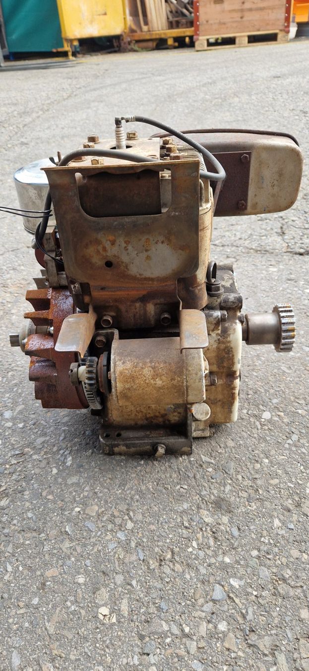 Aebi Tutte le macchine: Aebi KM51 Motor und Getriebe – Difettoso da Aeschlen venduto da wenk76 7