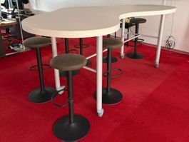 Konferenztisch Holz weiss mit 7 Barhockern 280 x 130 x 110cm