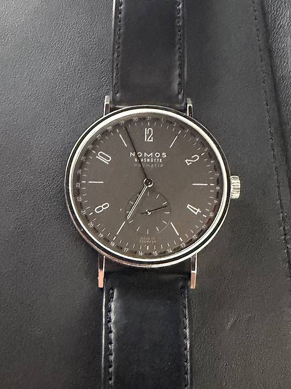 Nomos Montres: NOMOS Tangente Neomatik 41 – D'occasion à Zürich par timeio-swapwatch