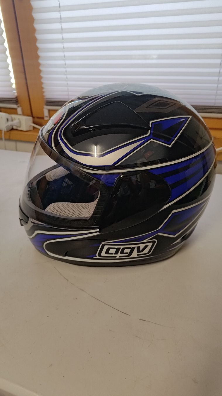 AGV Caschi & visiere: Helm Motorrad Agv – Usato da Poschiavo venduto da Linuzzo80 4