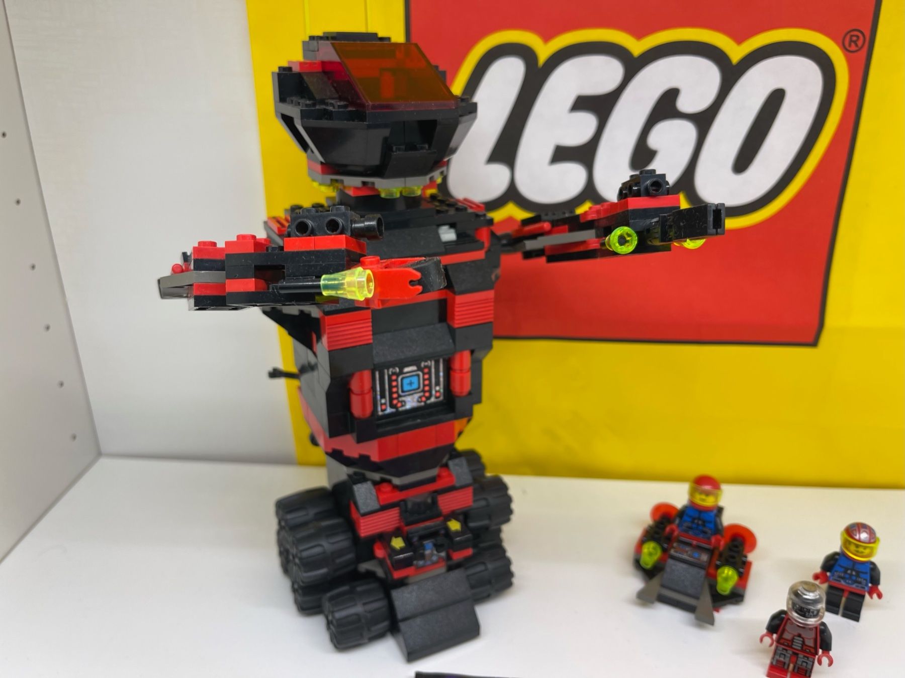 Lego Kit di costruzioni: LEGO 6949 Space spyrius - Robo Guardian – Usato da Burgdorf venduto da Pistar 2
