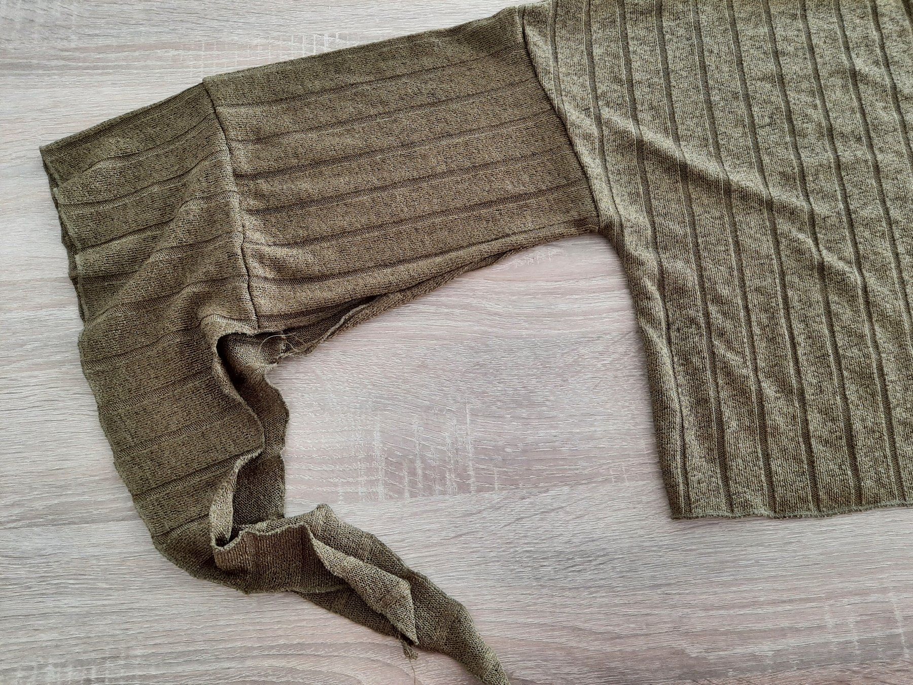 Zara Maglioni & Felpe: eleganter Pullover gold/ocker/oliv, Gr. M, spezielle Ärmel – Usato da Menziken venduto da Rien1 2