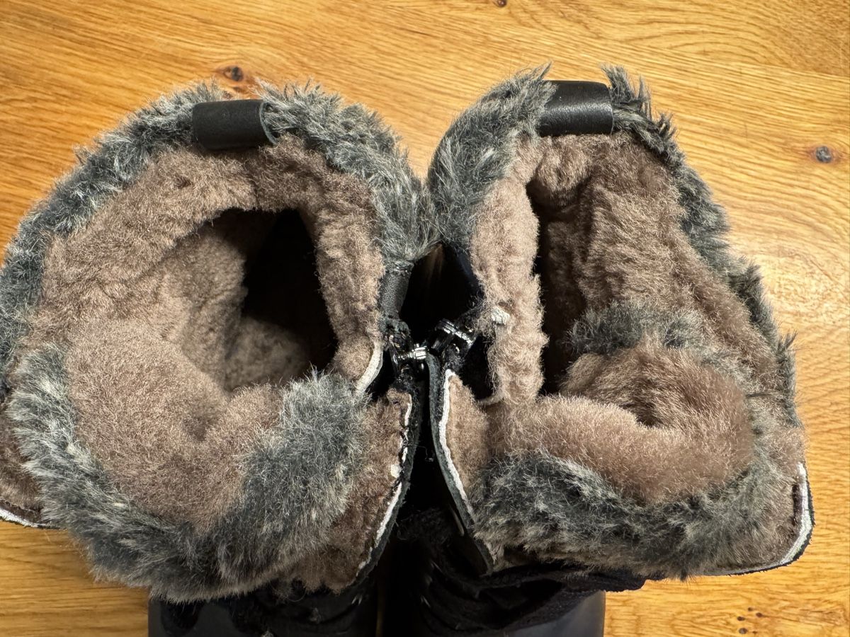 Damenschuhe: Winterstiefel gefüttert Gr. 42 – Gebraucht aus Niederbüren von Oetschli 4