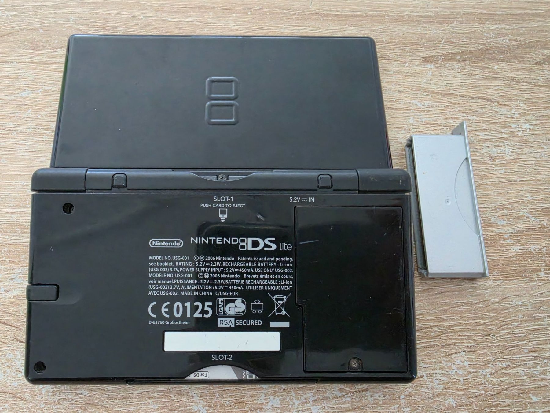 Nintendo Console: Nintendo DS lite in schwarz – Usato da Sempach venduto da Knuckles17 4