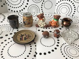 LOT DE BIBELOTS - 8 PIECES ORIGINALES - CRISTAL, ETAIN, ETC.