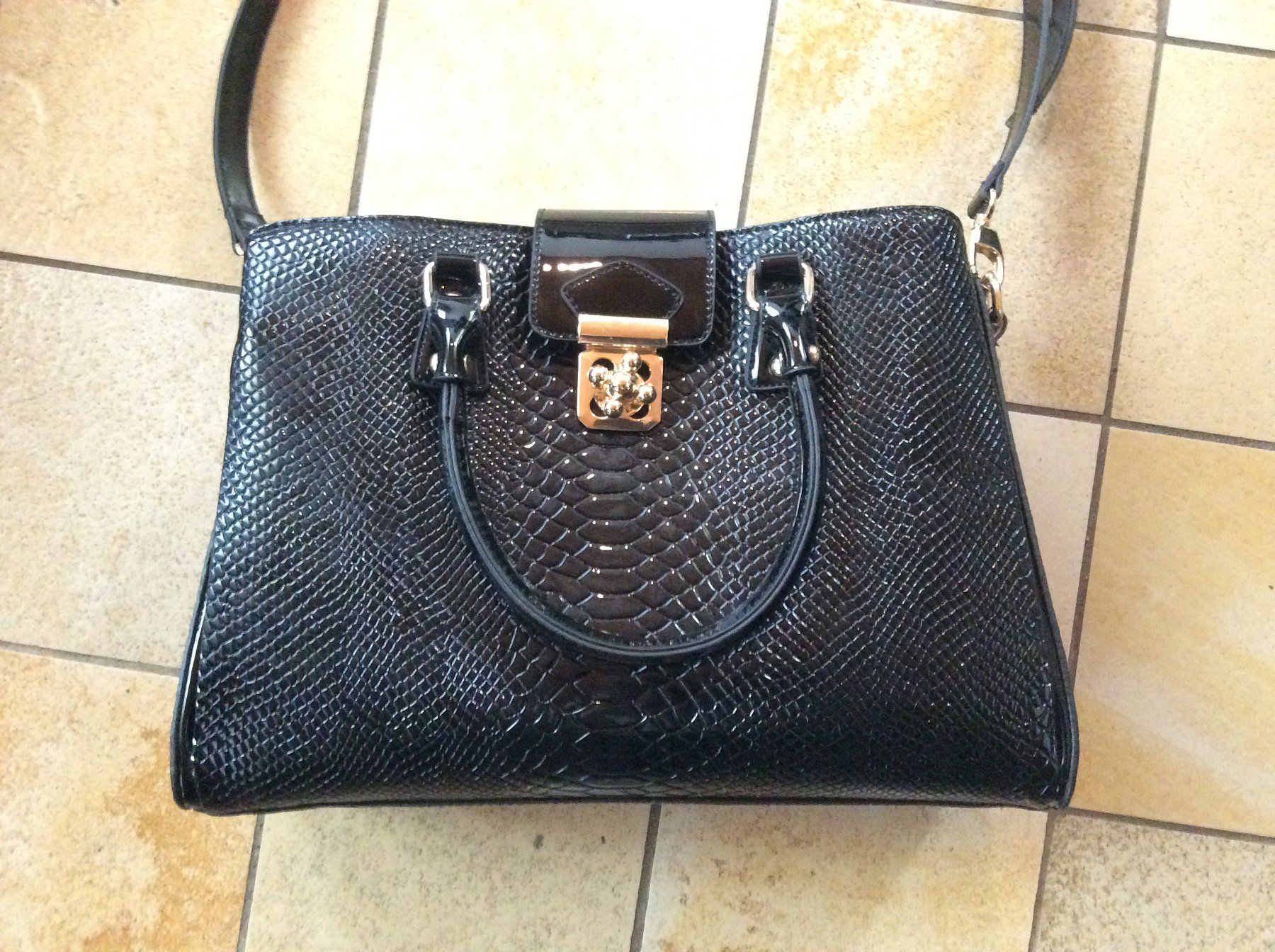 Borse da donna: Handtasche Lack - Snake / Krokodil / Reptil – Nuovo (secondo la descrizione) da Weisslingen venduto da EmpathyRose