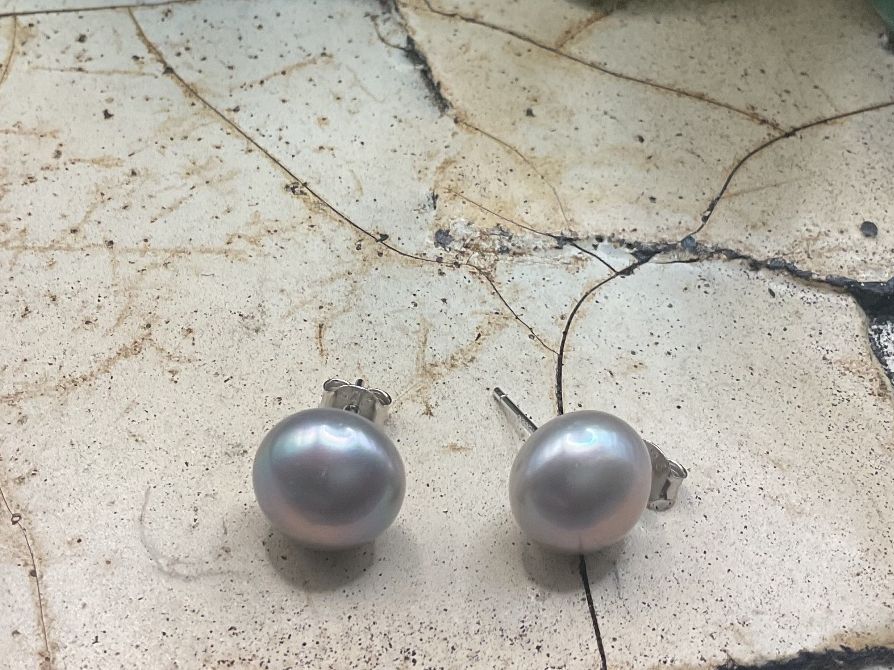 Ohrringe & -stecker: Ohrstecker grosse graue Perlen, Sterlingsilber – Neu (gemäss Beschreibung) aus luzern von Alpendorf1 1