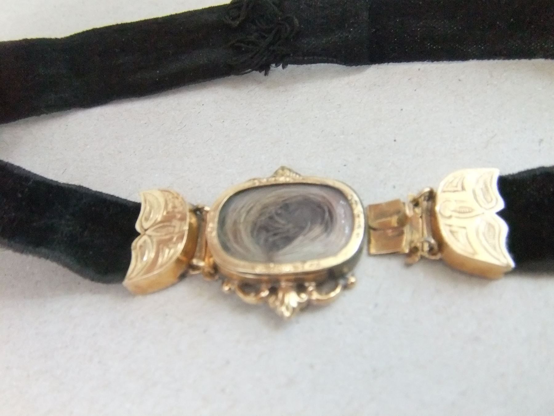 Ketten: Antikes Halsband mit Haarlocke – Gebraucht aus Esslingen von eintagammeer 4
