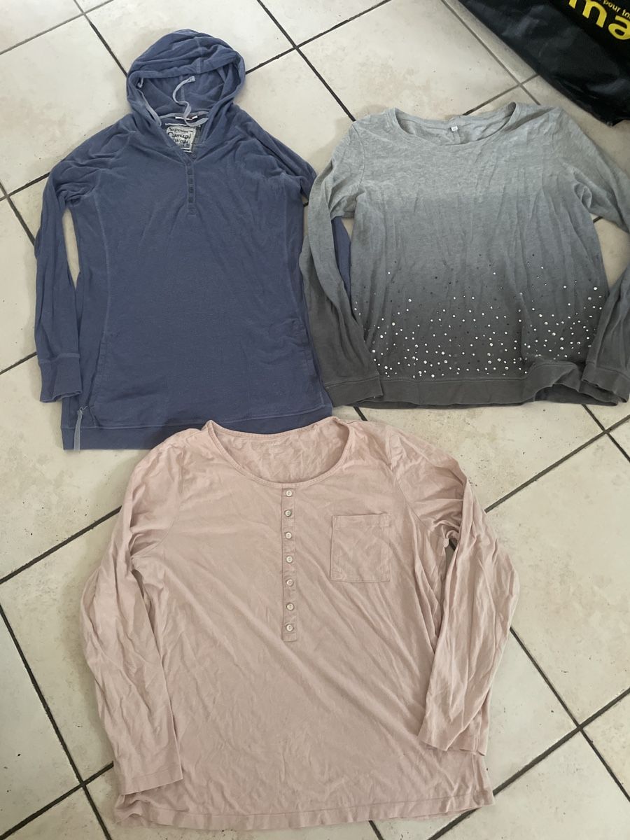 Maglioni & Felpe: 3 Langarmshirts, Gr.42 – Usato da Obergerlafingen venduto da cabo4