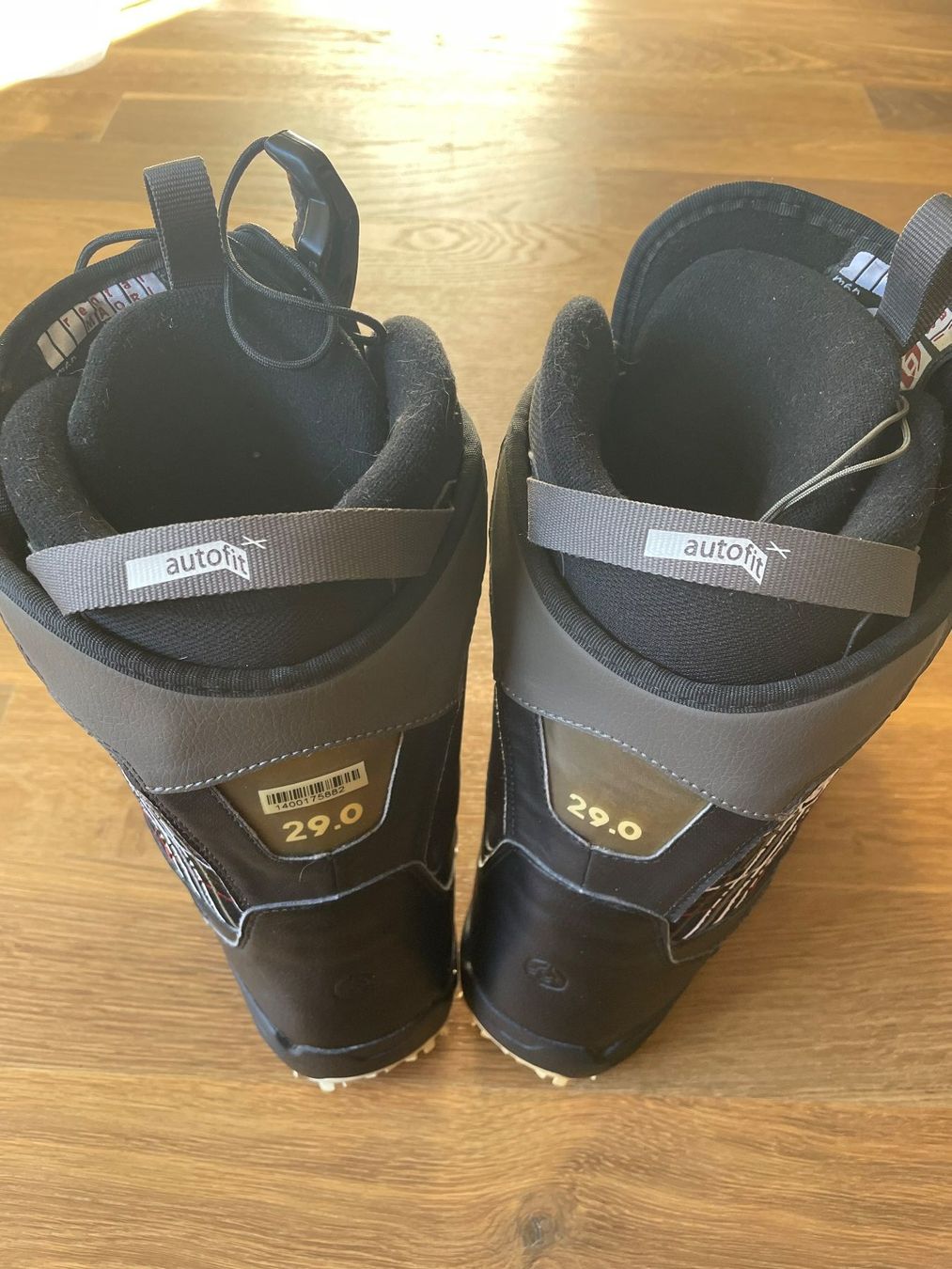Salomon Scarpe da uomo: Salomon snowboard boots (29) – Usato da Basel venduto da mar_fp5q 1