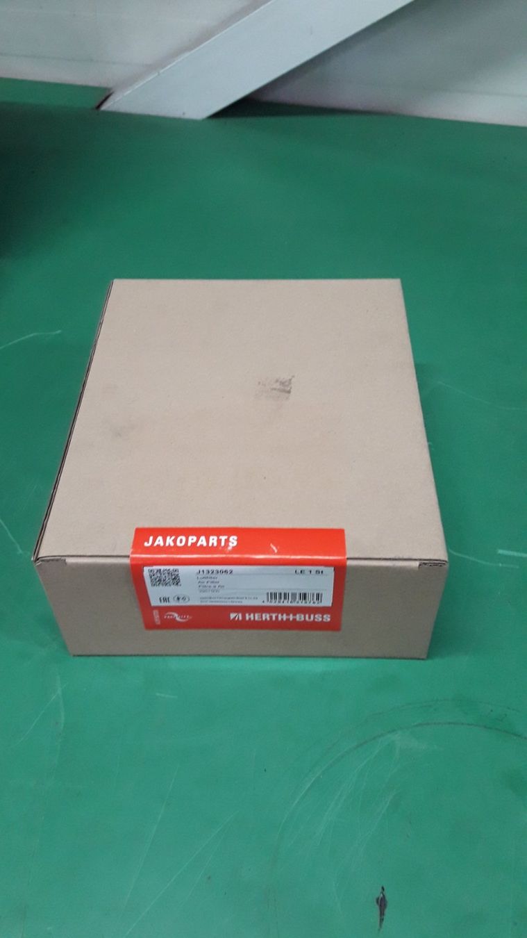 Tutti pezzi di ricambio auto: Luftfilter JAKOPARTS J1323062 Ford / Mazda – Nuovo e nell'imballaggio originale da Flawil venduto da LG-AG_Teilemarkt