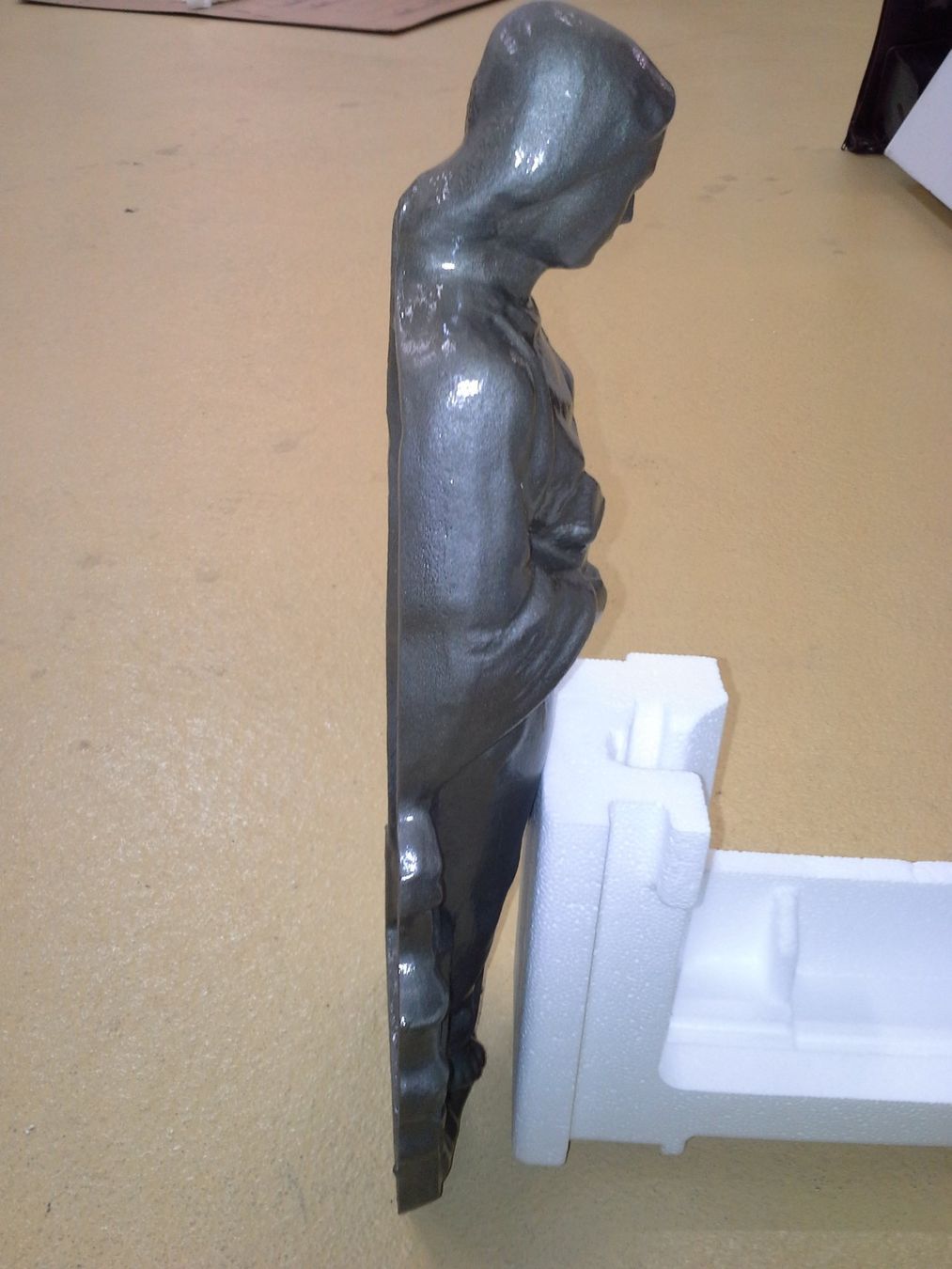 Statuette: Statue murale de Vierge en fonte – Nuovo e nell'imballaggio originale da La Chaux-de-Fonds venduto da Cooltchaps 1