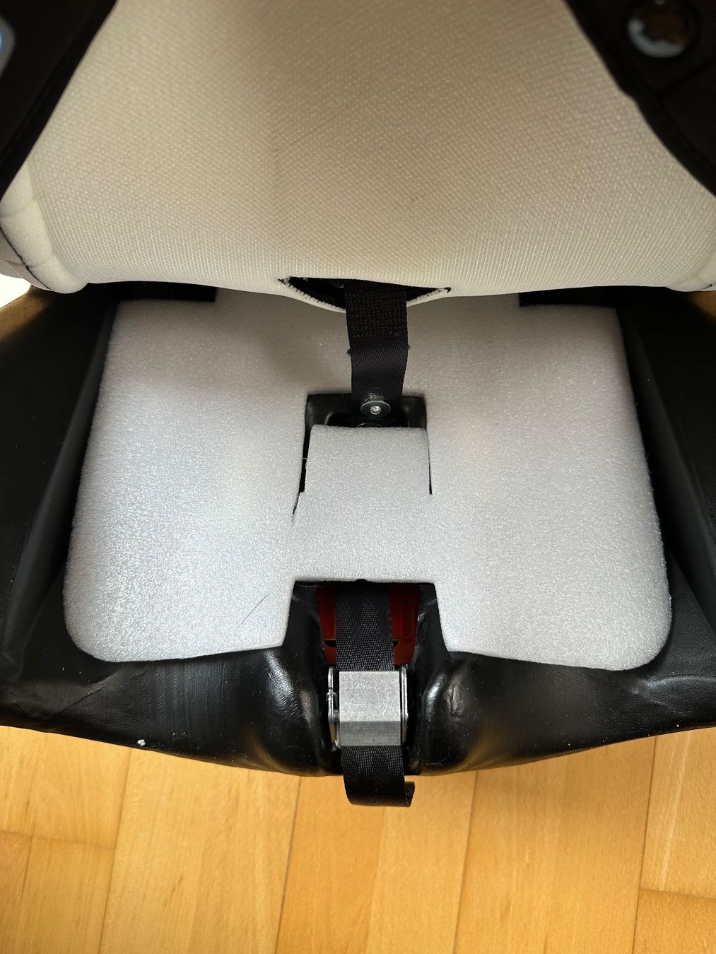 Chicco Seggiolini per auto: Kindersitz Chicco Unico Gr.0 – Usato da Bülach venduto da Gregorgiorgio 4
