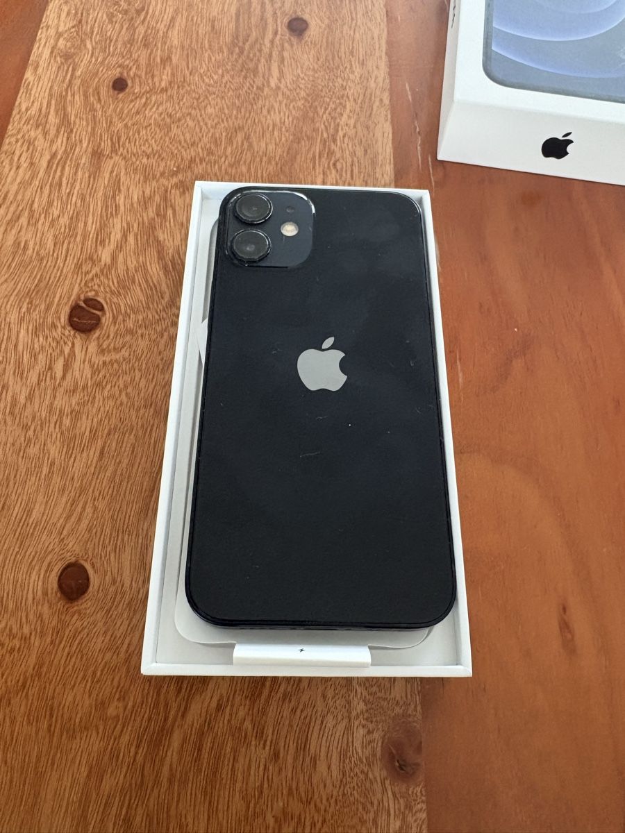 Apple Handys / Smartphones: iPhone 12 mini schwarz – Gebraucht aus Zürich von gbleisch 1