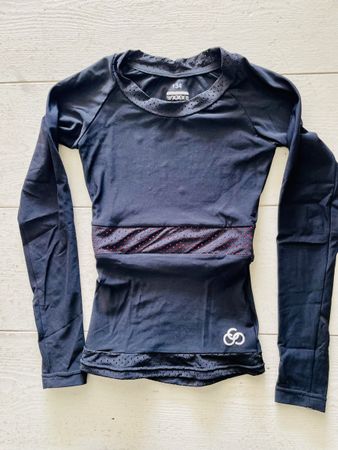 Chique Sport Eiskunstlauf Shirt Gr. 134