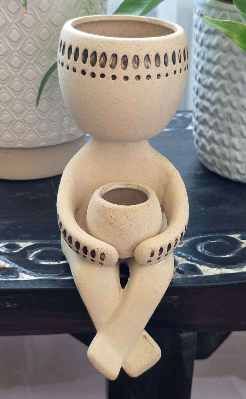 Toutes les décorations:  Deko Figur sitzend beige Keramik  – Neuf (Voir description) à Rheinsulz par Dred