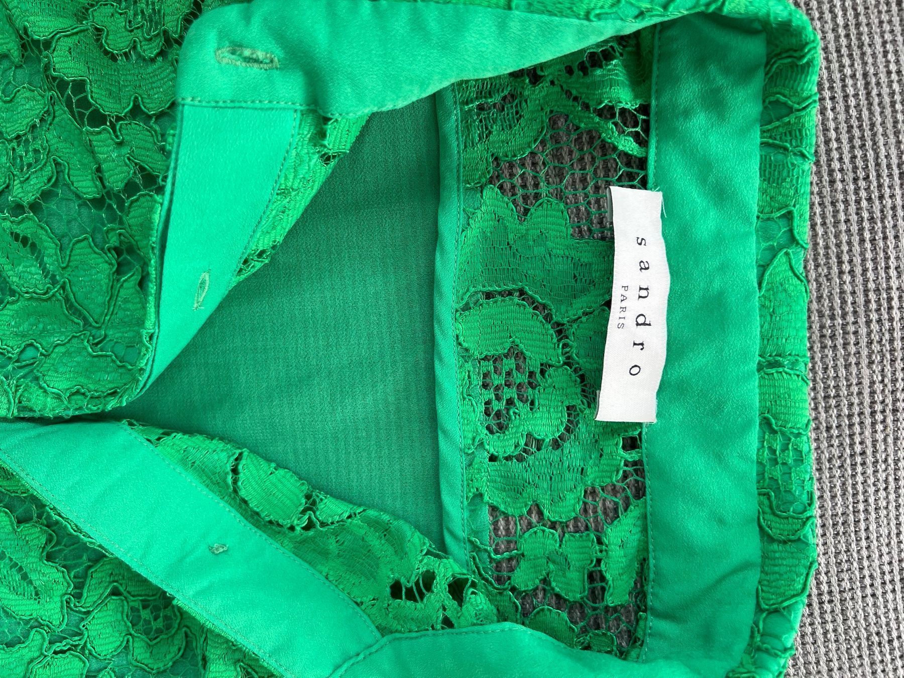 Sandro Camicette: Sandro green lace blouse – Usato da Kilchberg venduto da AK_KB 5