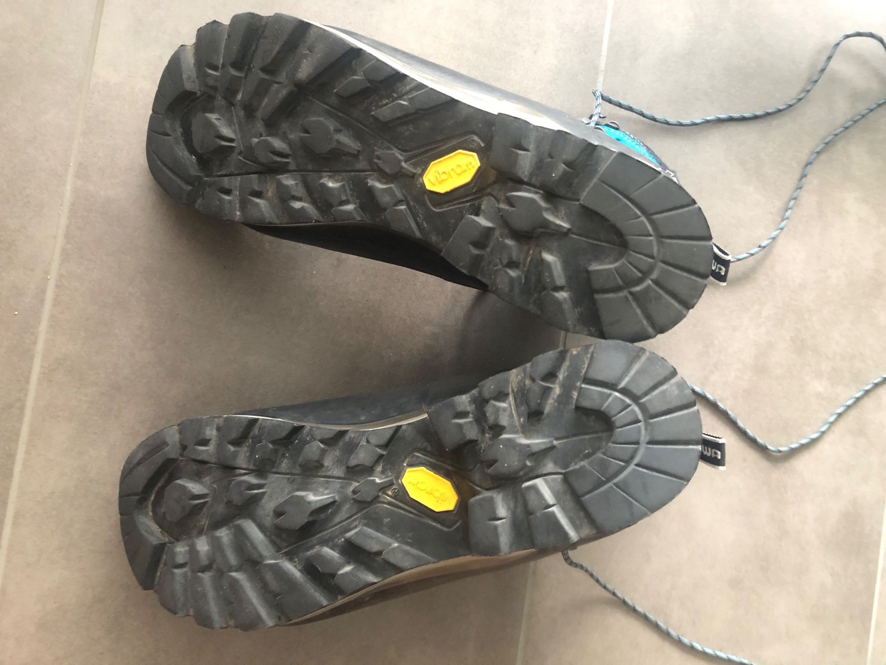 Lowa Scarpe da donna: Wanderschuh LOWA – Nuovo (secondo la descrizione) da Au SG venduto da eve_m2zr 3
