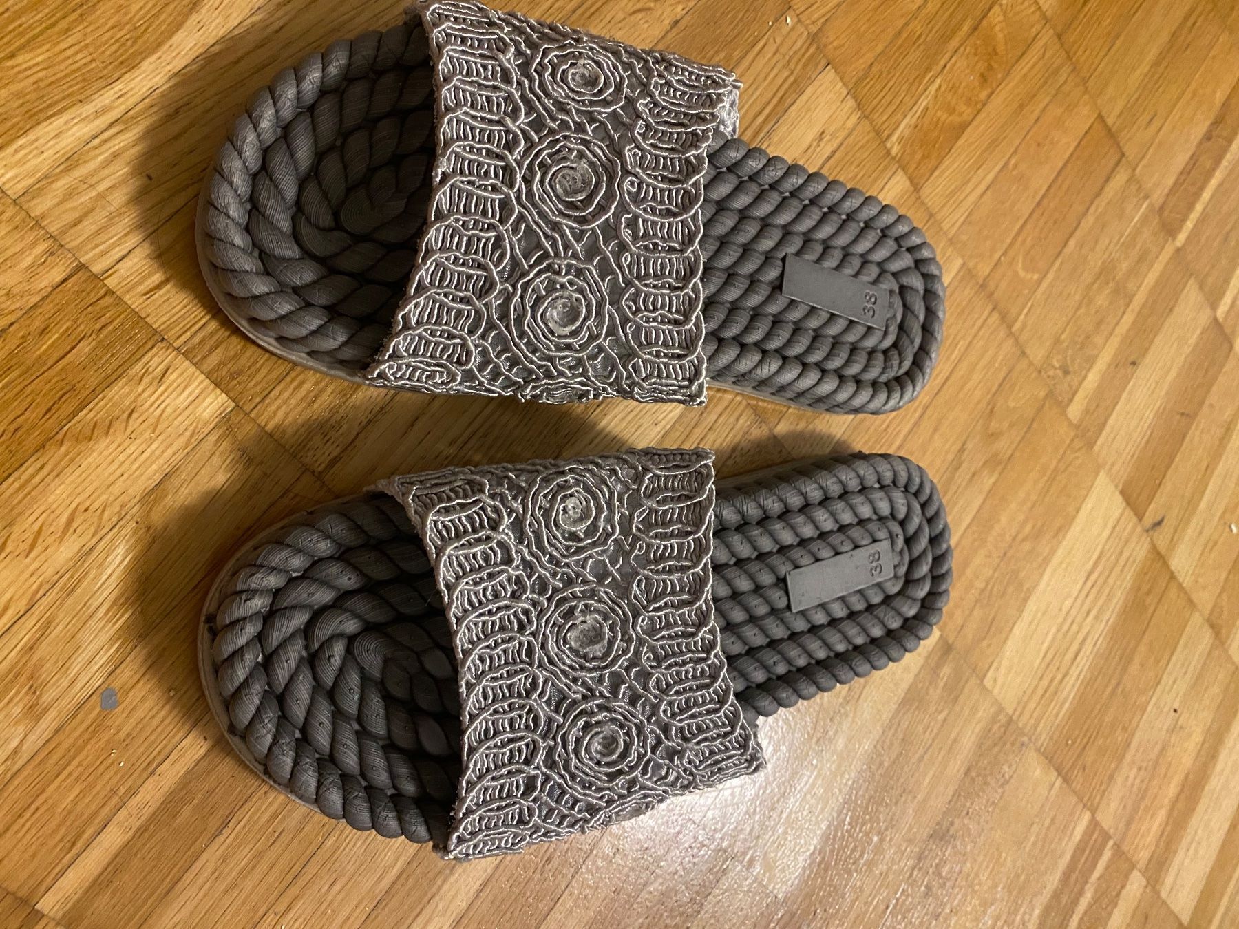 Scarpe da donna: sandale – Usato da Winterthur venduto da EasyRS 2