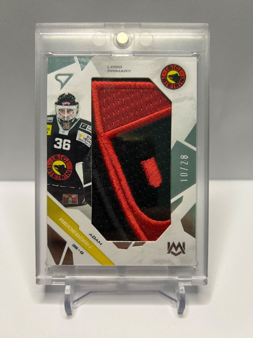 Sportzoo Carte collezionabili: Unique Mark Adam Reideborn SC Bern Patch Card 10/28! – Nuovo (secondo la descrizione) da Biel/Bienne venduto da JAN-SOLO