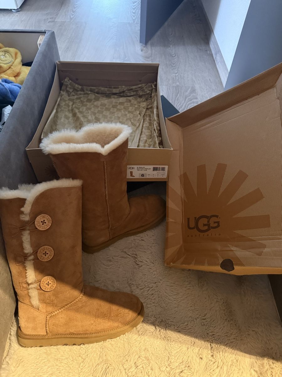 Ugg Scarpe da donna: Bottes ugg – Usato da St-Pierre-Clages venduto da loc_8vtz