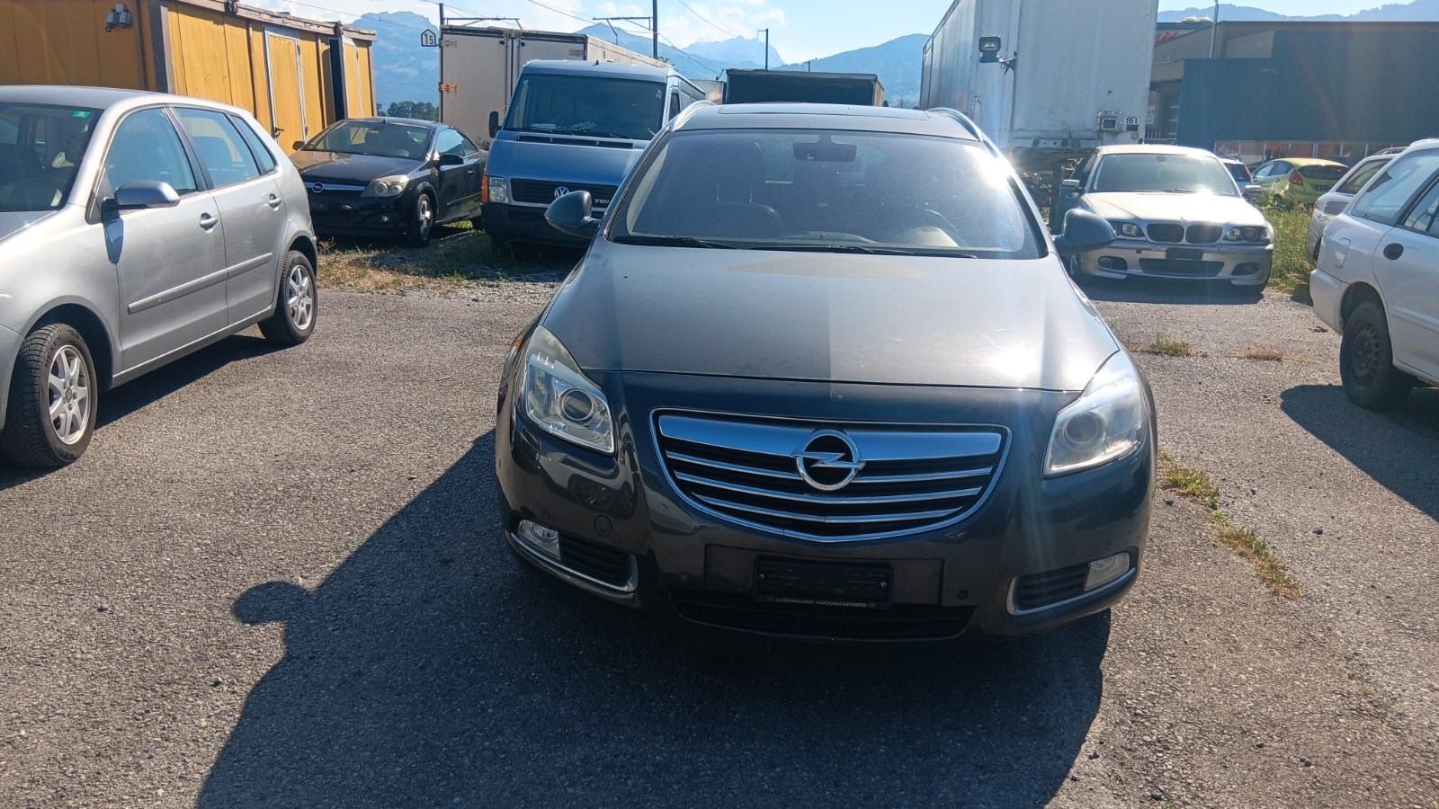 Opel Autos: Opel Insignia a 20 DTH – Gebraucht aus Rebstein von TonyRasta-Autohandel