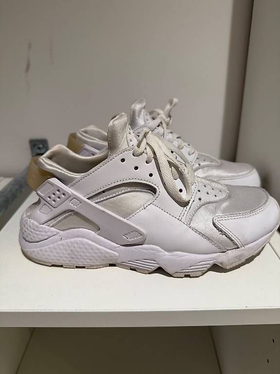 Scarpe da uomo: Nike Air Huarache – Nuovo e nell'imballaggio originale da Zürich venduto da nic_c8k6 3