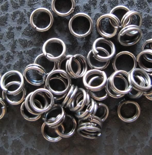 Altro in Giocattoli & Bricolage: 1000 Doppel Jump Ringli, Ringe 4mm – Nuovo (secondo la descrizione) da Schwanden GL venduto da UHRKNALL 1