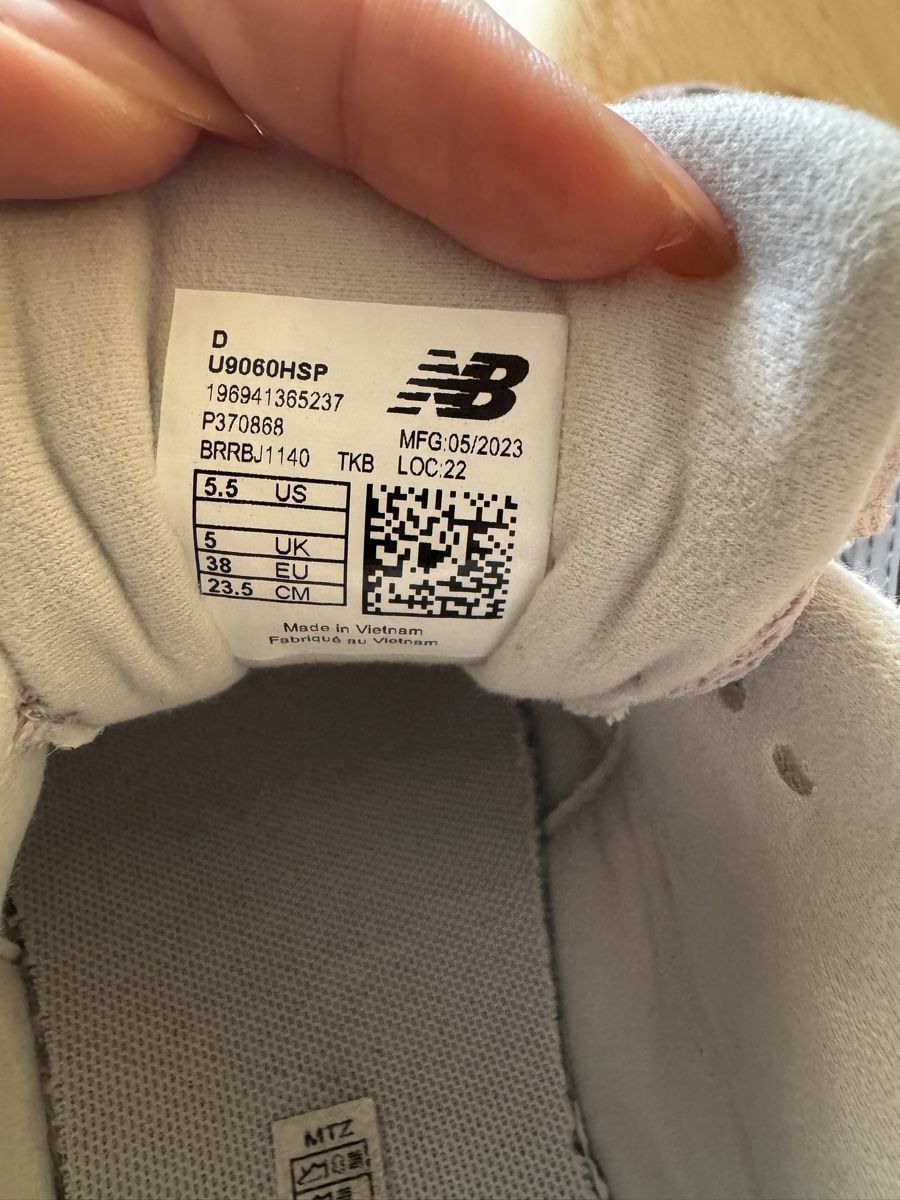 New Balance Scarpe da donna: NEW BALANCE 9060 DECEMBER SKY – Nuovo (secondo la descrizione) da Niederscherli venduto da Sahara__ 2