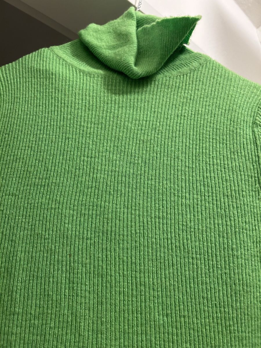 Zara Tops: Lime Green Ribbed Knit Turtleneck Top – Neu (gemäss Beschreibung) aus Zürich von sel_tvq7 2