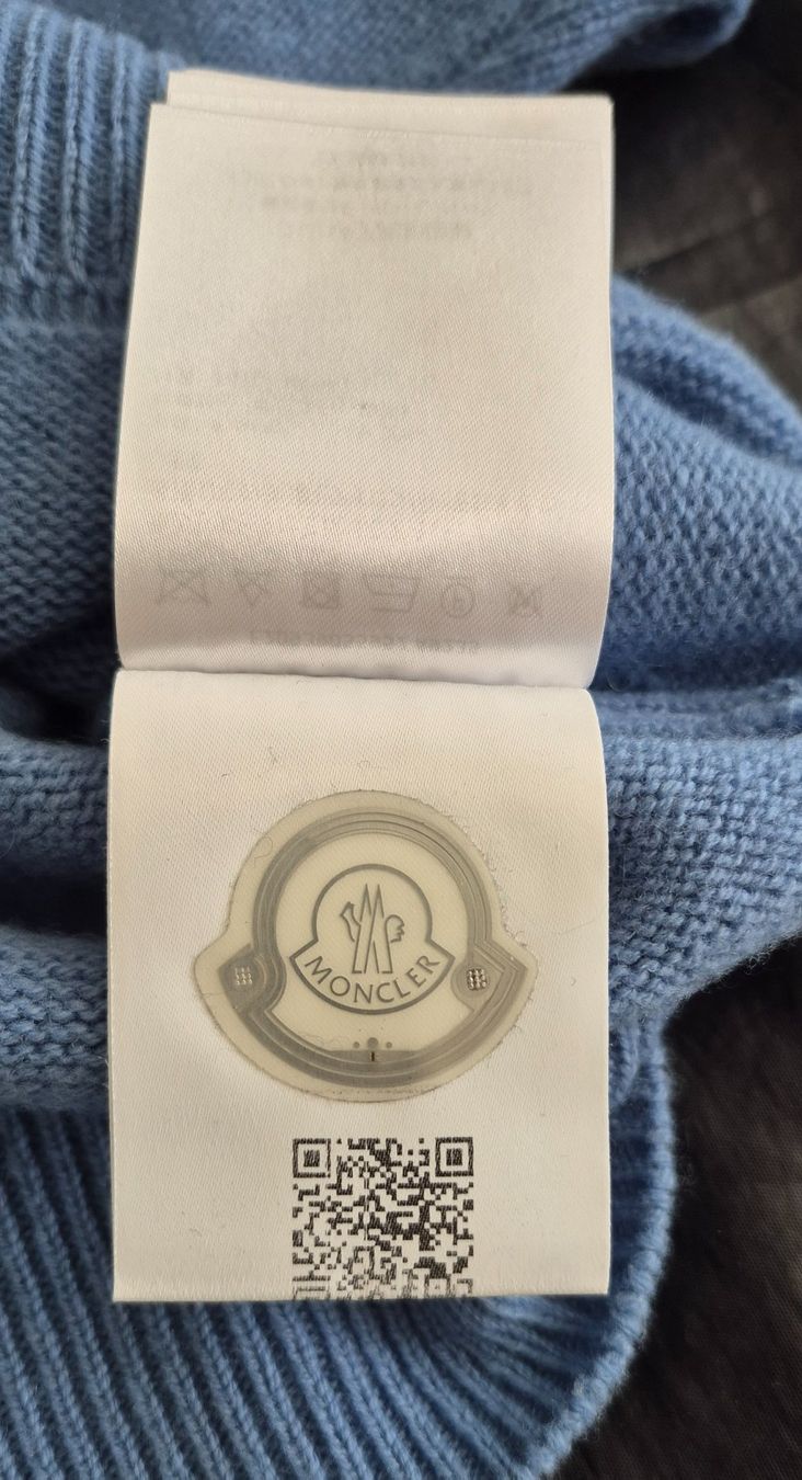 Moncler Maglioni & Felpe: MONCLER Damenpullover – Nuovo (secondo la descrizione) da Schaffhausen venduto da Captancemo 2