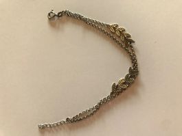 Bracelet à feuilles en argent- Élégant!