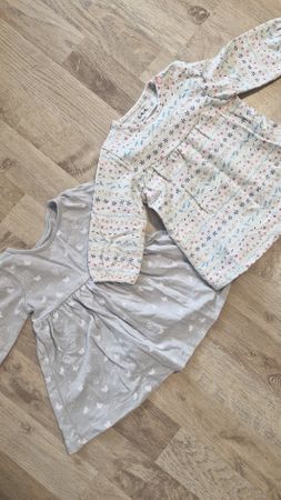 2x Kleider für Mädchen Grösse 62 