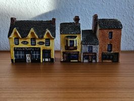 2 Heritage Houses Keramik John Putnam Pub Town Shop Ireland