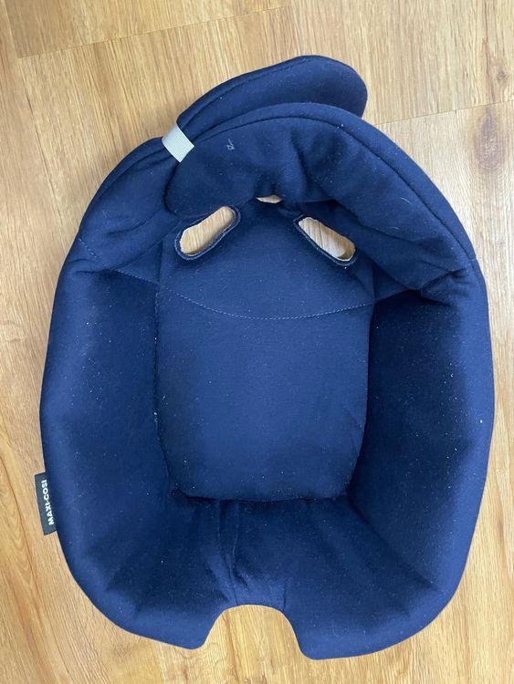 Maxi-Cosi Sièges auto: Maxi-Cosi Isofix Station +Maxi-Cosi Pebble Plus +Babyeinlage – D'occasion à Seuzach par Herr_Feierabend 5