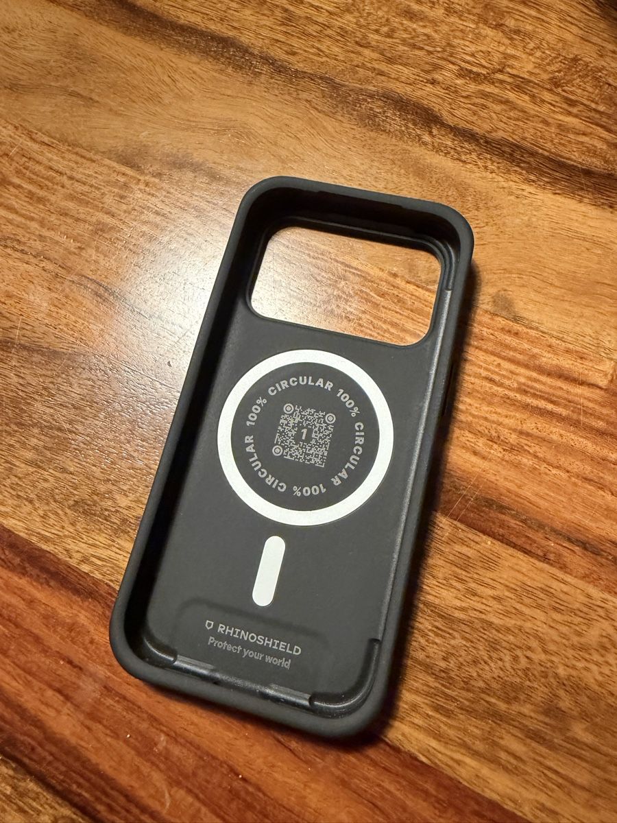 Cover & Protezioni schermo: Dragonball Hülle von Rhinoshield iPhone 17 Pro – Nuovo (secondo la descrizione) da Luzern venduto da Setuper 1