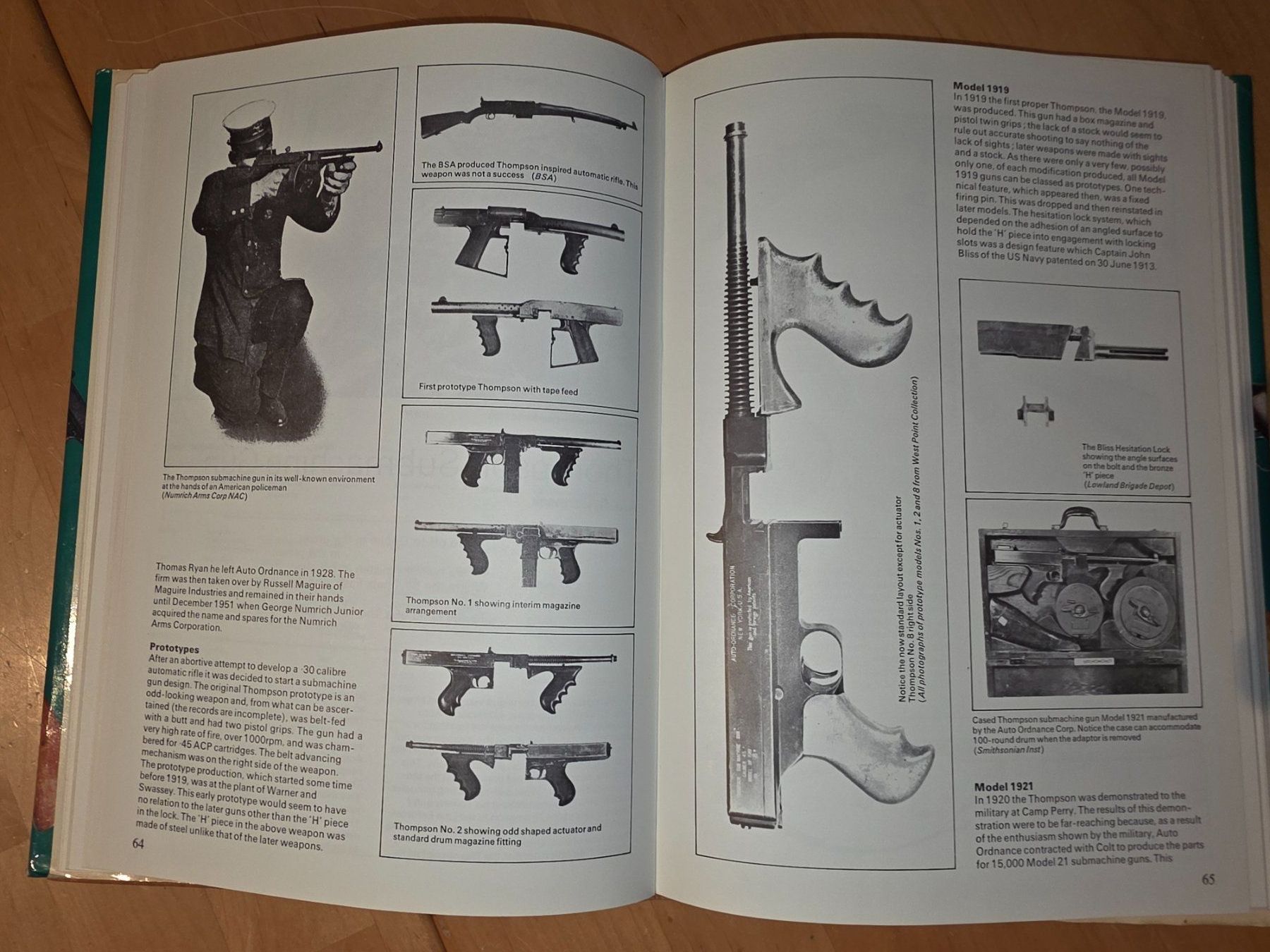 Libri: Buch > Famous Rifles & Nacgube Guns – Usato da Obermumpf venduto da oiskypoisky 5