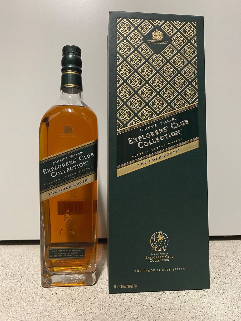 Johnnie Walker Bevande alcoliche: Johnnie Walker The Gold Route 1 liter – Nuovo e nell'imballaggio originale da Mönchaltorf venduto da Drammer