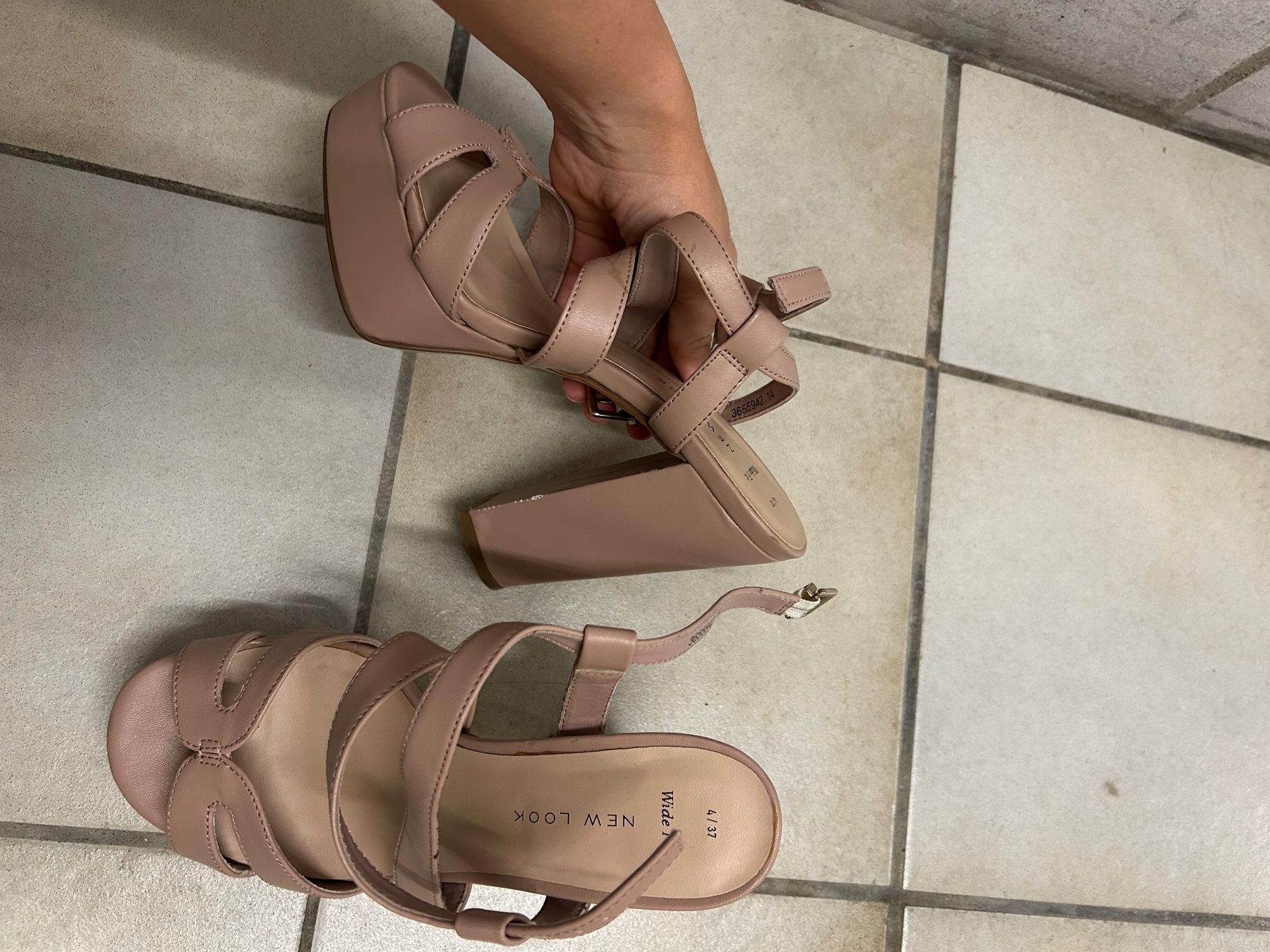 Scarpe da donna: Elegante hell Rosa Schuhe – Usato da Zürich venduto da Valentinastoira1 1