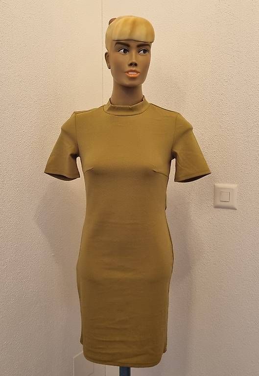 Vestiti: Kleid von Pieces, Gr. XS – Usato da Hägglingen venduto da TamaraDeVito
