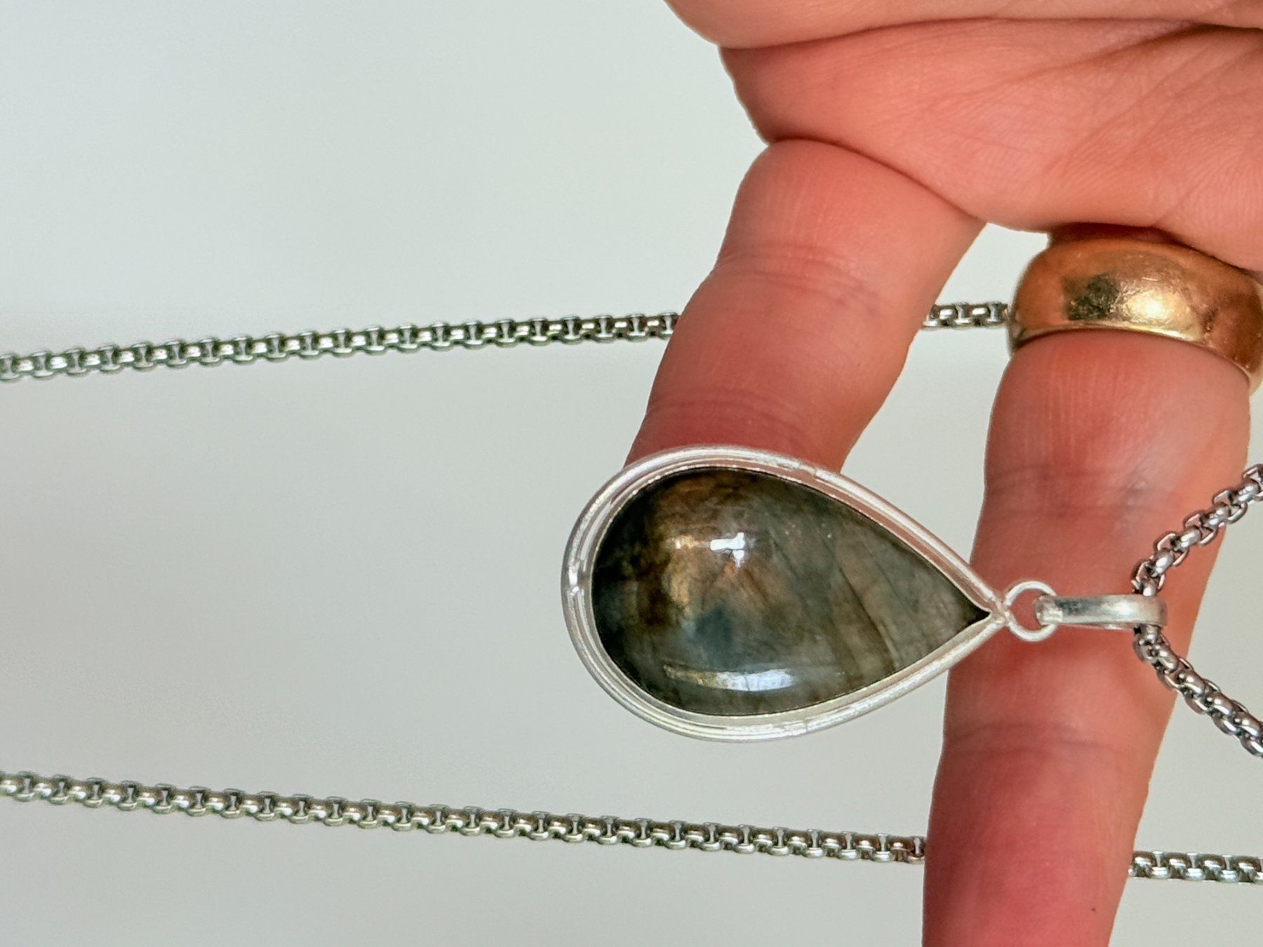 Colliers: Collier avec Labradorite – Neuf avec emballage d'origine à Genève par AWWA 7