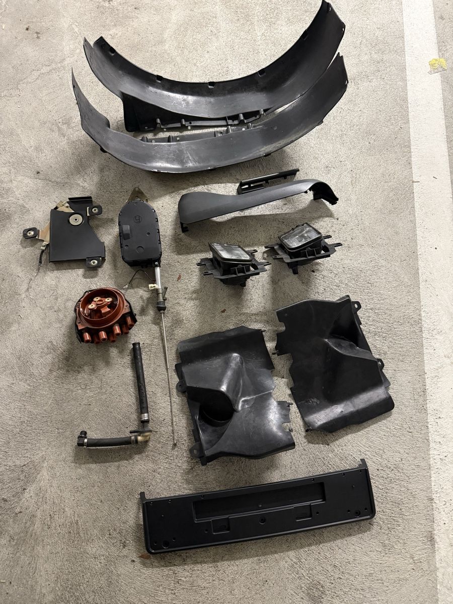 Tutti pezzi di ricambio auto: BMW E30 Cabrio Teile – Usato da Menziken venduto da Kasti1989 1