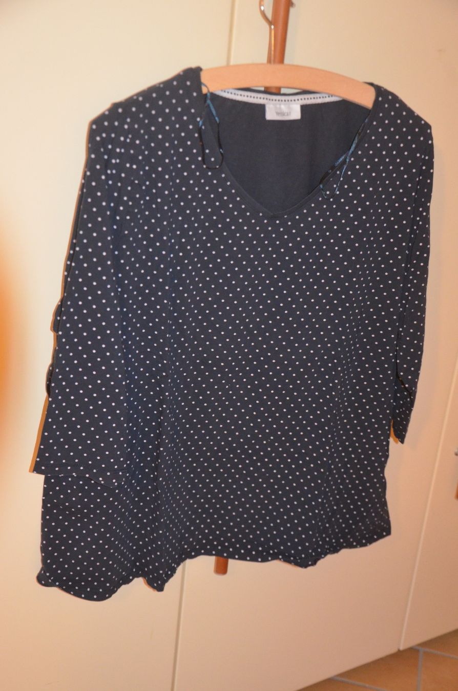 Maglioni & Felpe: TAILLE 52-54 - SWEATSHIRT BAUMWOLLE – Usato da Chiasso venduto da Dolly015