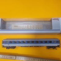 Märklin 4282 Personenwagen DB 2. Klasse guter Zustand