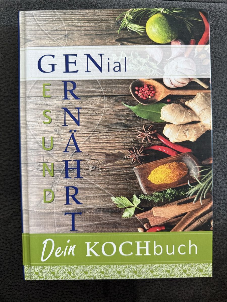 Bücher: Kochbuch "Genial ernährt" NEU – Neu und originalverpackt aus Lyss von chr_p9zd