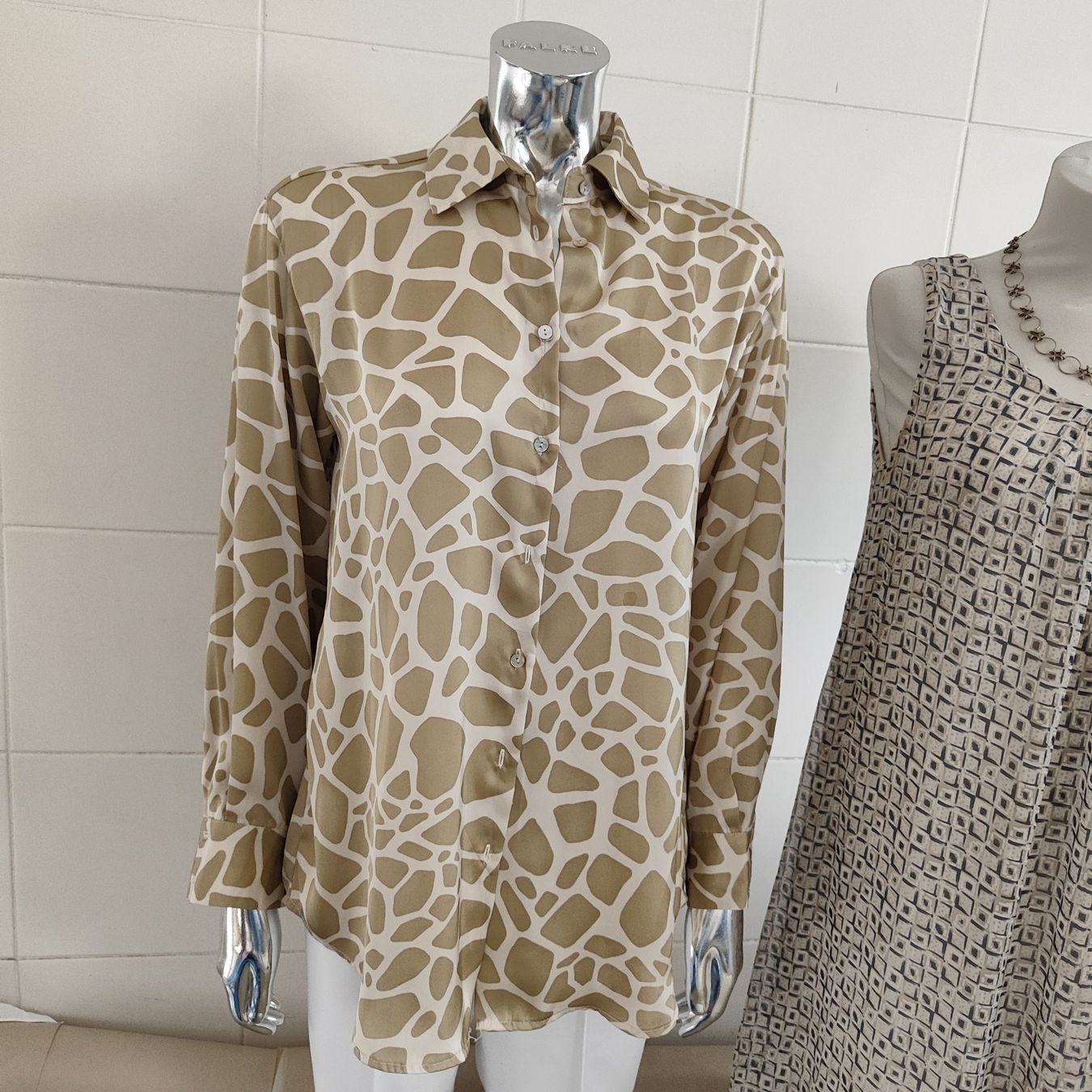 H&M Camicette: damen Bluse Gr s – Nuovo (secondo la descrizione) da Langnau am Albis venduto da Judithsebi