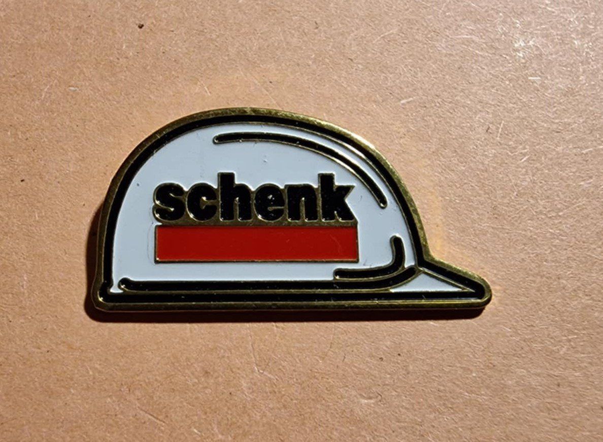 Plaquettes & Badges: Pin Schenk Bauhelm – D'occasion à Härkingen par specialshapes